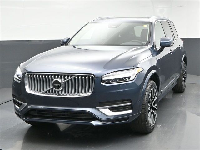 2025 Volvo XC90 Plug-In Hybrid Plus