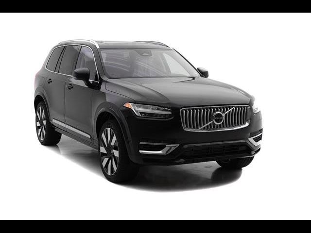 2025 Volvo XC90 Plug-In Hybrid Plus