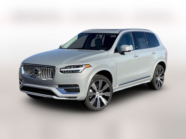 2025 Volvo XC90 Plug-In Hybrid Plus