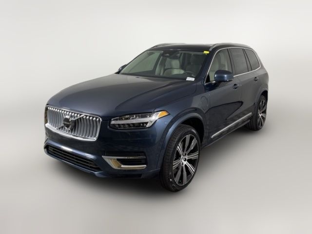 2025 Volvo XC90 Plug-In Hybrid Plus