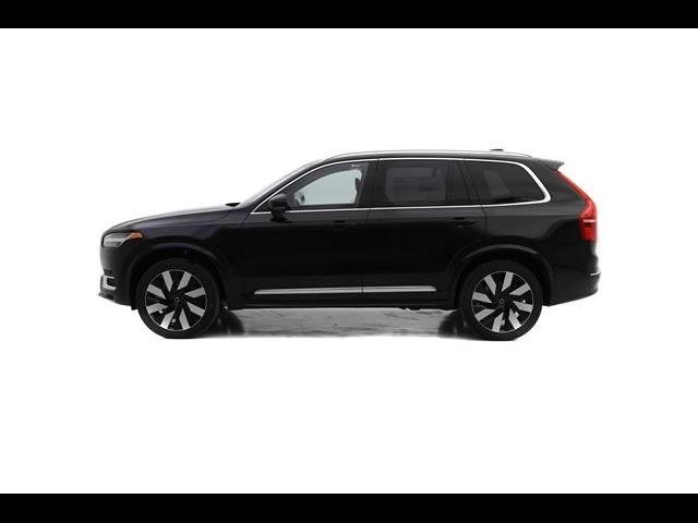 2025 Volvo XC90 Plug-In Hybrid Plus