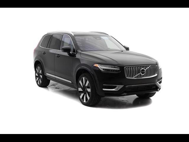 2025 Volvo XC90 Plug-In Hybrid Plus