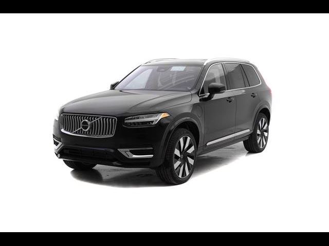 2025 Volvo XC90 Plug-In Hybrid Plus