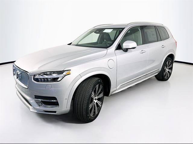 2025 Volvo XC90 Plug-In Hybrid Plus