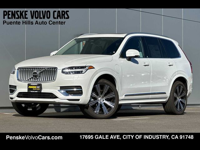 2025 Volvo XC90 Plug-In Hybrid Plus