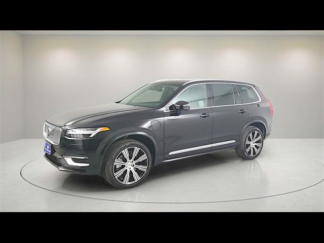 2025 Volvo XC90 Plug-In Hybrid Plus