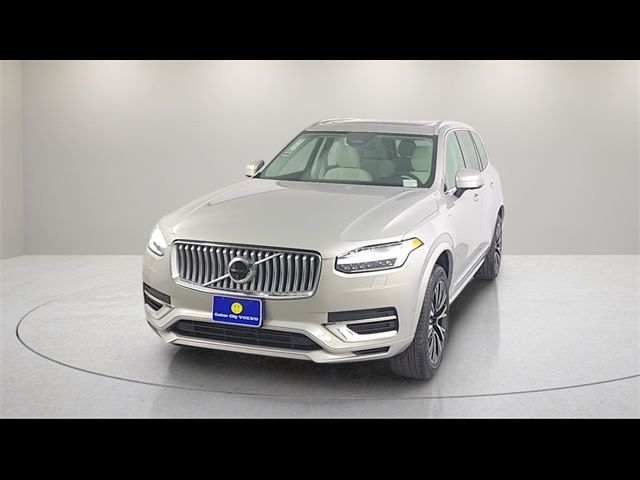 2025 Volvo XC90 Plug-In Hybrid Plus