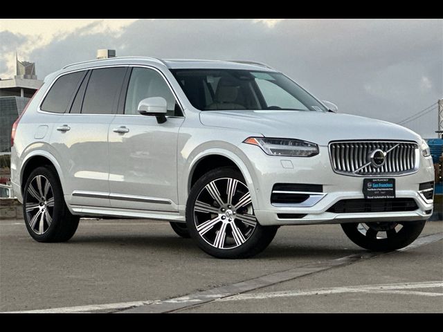 2025 Volvo XC90 Plug-In Hybrid Plus