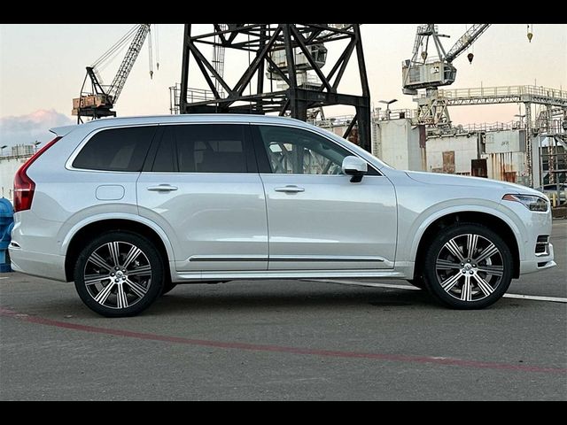 2025 Volvo XC90 Plug-In Hybrid Plus