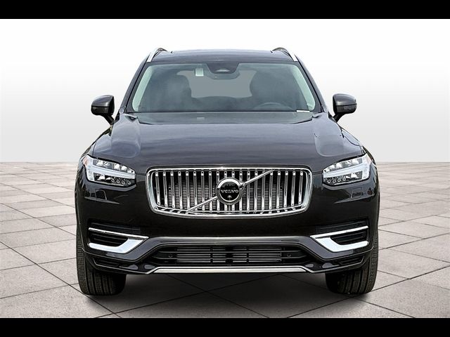 2025 Volvo XC90 Plug-In Hybrid Plus