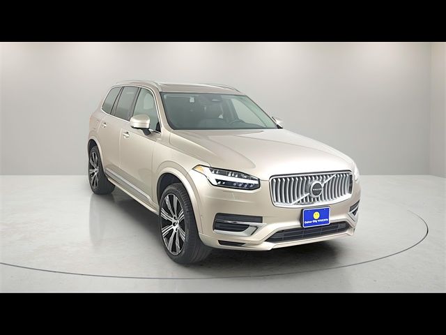 2025 Volvo XC90 Plug-In Hybrid Plus