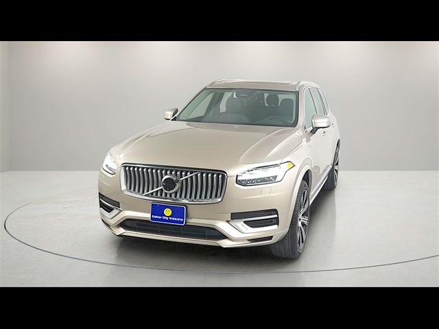 2025 Volvo XC90 Plug-In Hybrid Plus