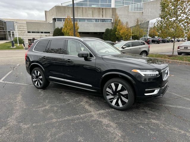 2025 Volvo XC90 Plug-In Hybrid Plus