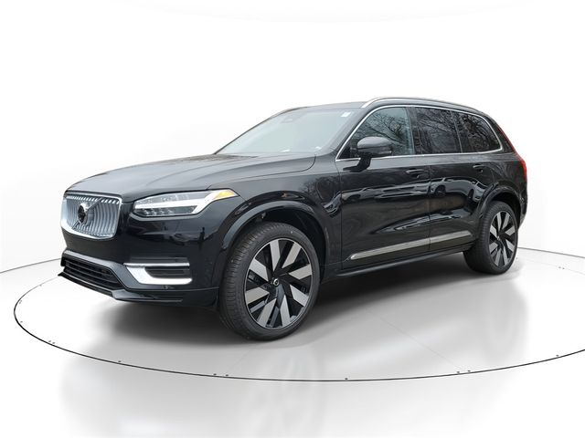 2025 Volvo XC90 Plug-In Hybrid Plus