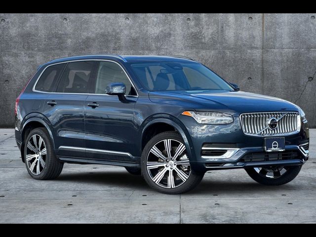 2025 Volvo XC90 Plug-In Hybrid Plus