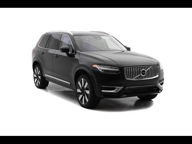 2025 Volvo XC90 Plug-In Hybrid Plus