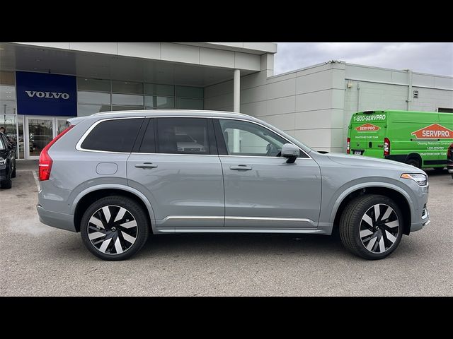 2025 Volvo XC90 Plug-In Hybrid Plus