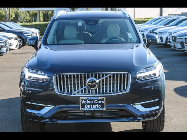 2025 Volvo XC90 Plug-In Hybrid Plus