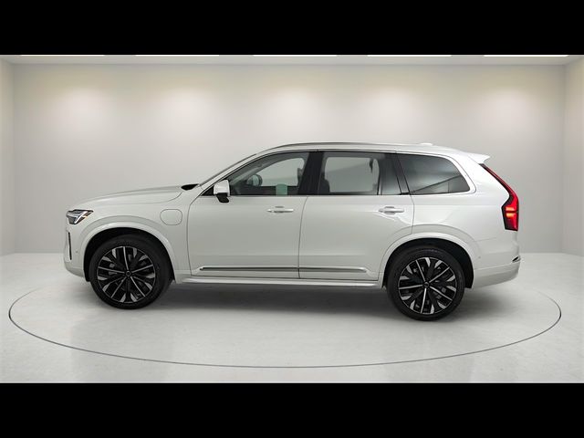 2025 Volvo XC90 Plug-In Hybrid Plus