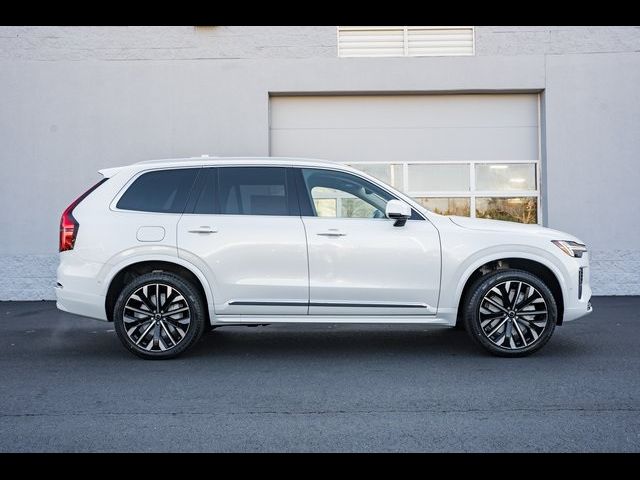 2025 Volvo XC90 Plug-In Hybrid Plus