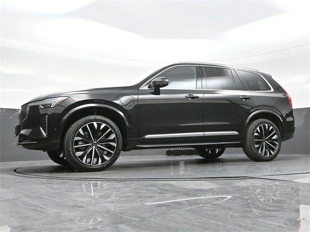 2025 Volvo XC90 Plug-In Hybrid Plus