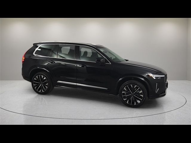 2025 Volvo XC90 Plug-In Hybrid Plus