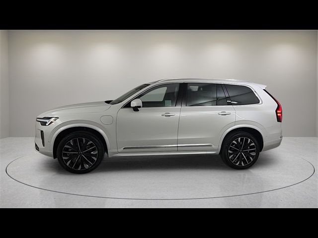 2025 Volvo XC90 Plug-In Hybrid Plus