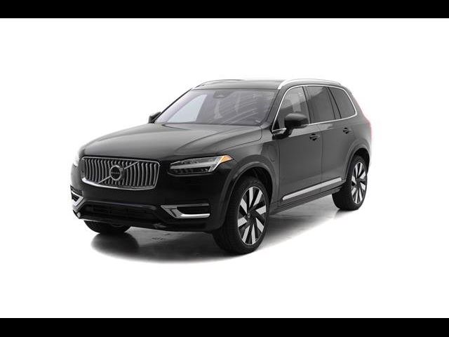 2025 Volvo XC90 Plug-In Hybrid Plus