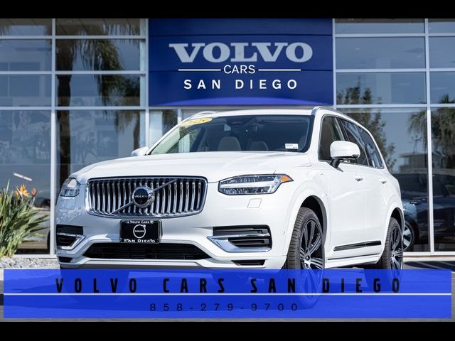 2025 Volvo XC90 Plug-In Hybrid Plus