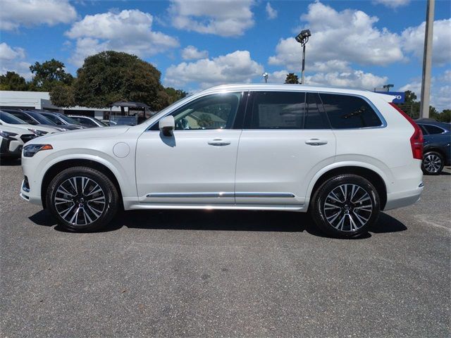 2025 Volvo XC90 Plug-In Hybrid Plus