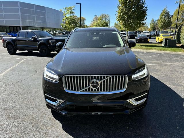 2025 Volvo XC90 Plug-In Hybrid Plus