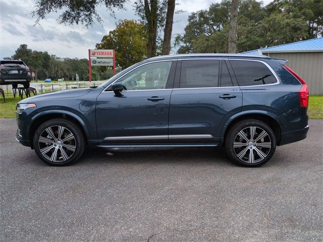 2025 Volvo XC90 Plug-In Hybrid Plus