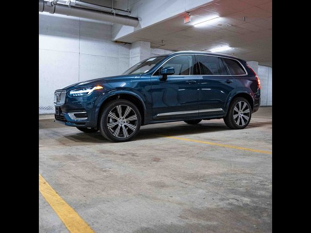 2025 Volvo XC90 Plug-In Hybrid Plus