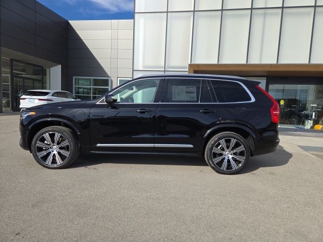 2025 Volvo XC90 Plug-In Hybrid Plus