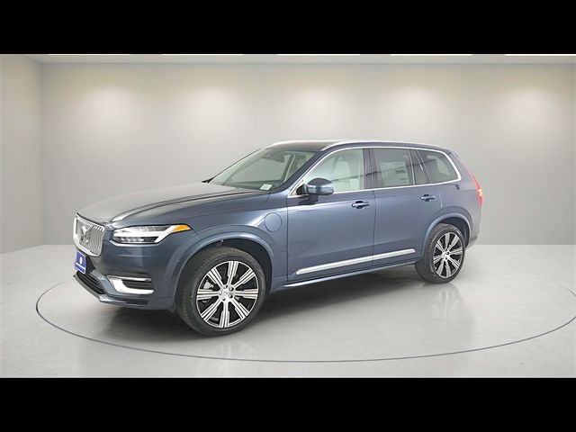 2025 Volvo XC90 Plug-In Hybrid Plus