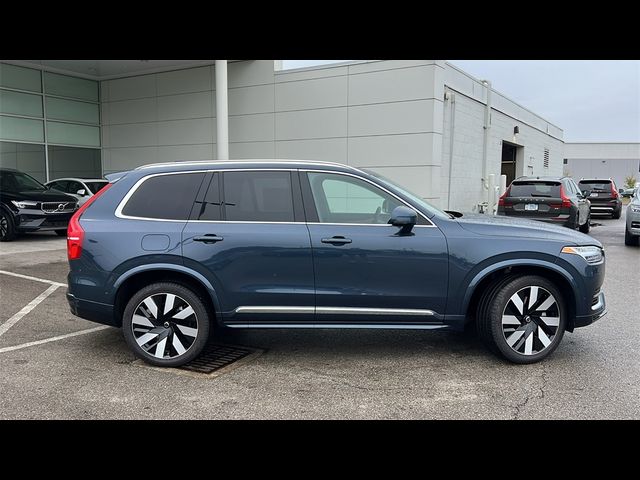 2025 Volvo XC90 Plug-In Hybrid Plus