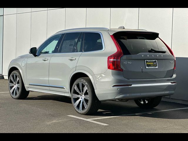 2025 Volvo XC90 Plug-In Hybrid Plus