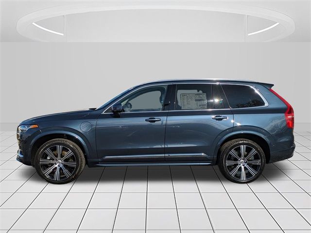 2025 Volvo XC90 Plug-In Hybrid Plus