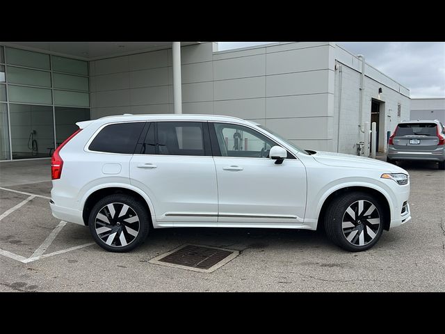 2025 Volvo XC90 Plug-In Hybrid Plus