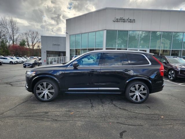 2025 Volvo XC90 Plug-In Hybrid Plus