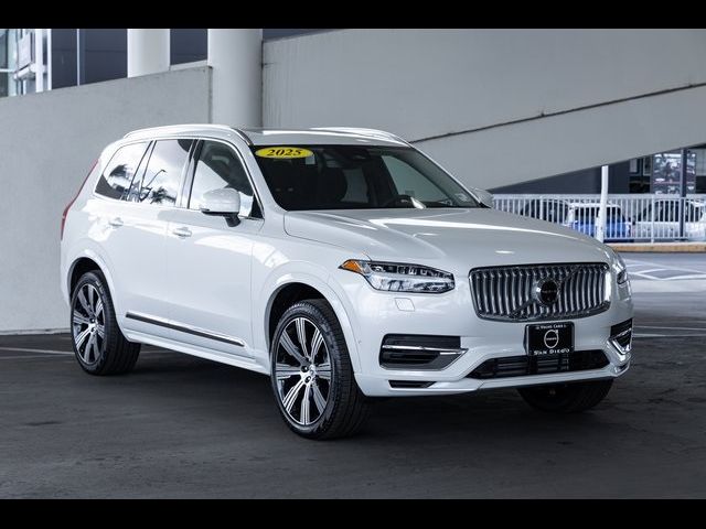 2025 Volvo XC90 Plug-In Hybrid Plus