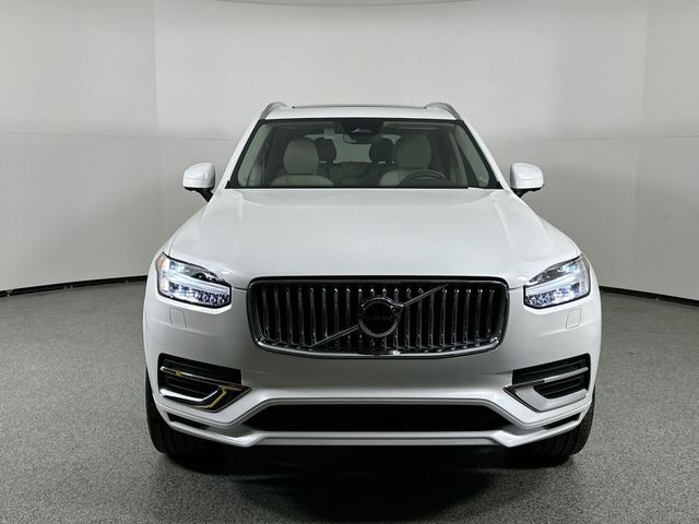 2025 Volvo XC90 Plug-In Hybrid Plus