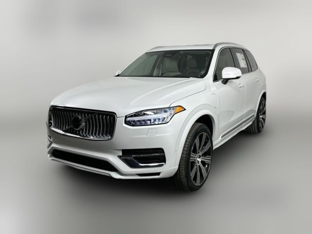 2025 Volvo XC90 Plug-In Hybrid Plus