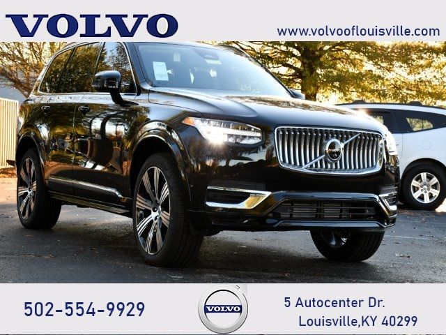 2025 Volvo XC90 Plug-In Hybrid Plus