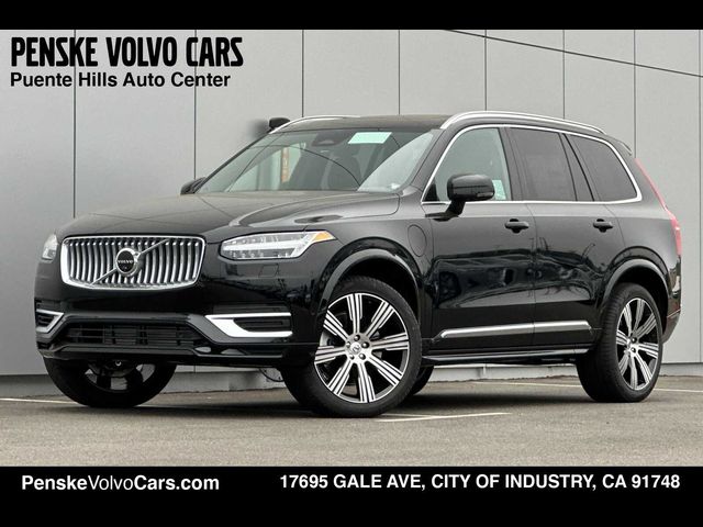 2025 Volvo XC90 Plug-In Hybrid Plus