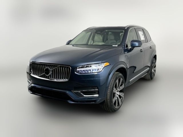 2025 Volvo XC90 Plug-In Hybrid Plus