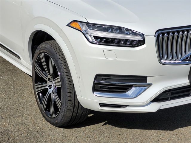 2025 Volvo XC90 Plug-In Hybrid Plus