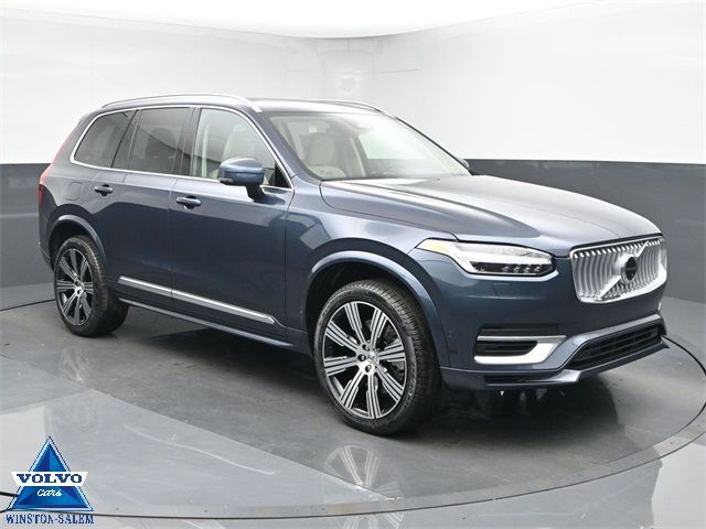 2025 Volvo XC90 Plug-In Hybrid Plus