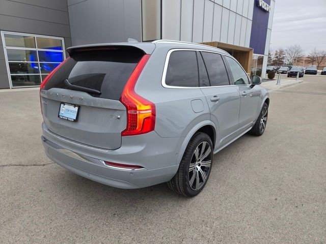 2025 Volvo XC90 Plug-In Hybrid Plus