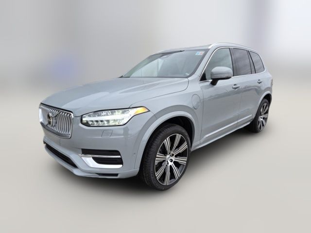 2025 Volvo XC90 Plug-In Hybrid Plus